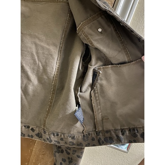 Rock and Republic Denim Jacket Size Small Leopard Print Faux Fur Collar Cheetah - Picture 3 of 14